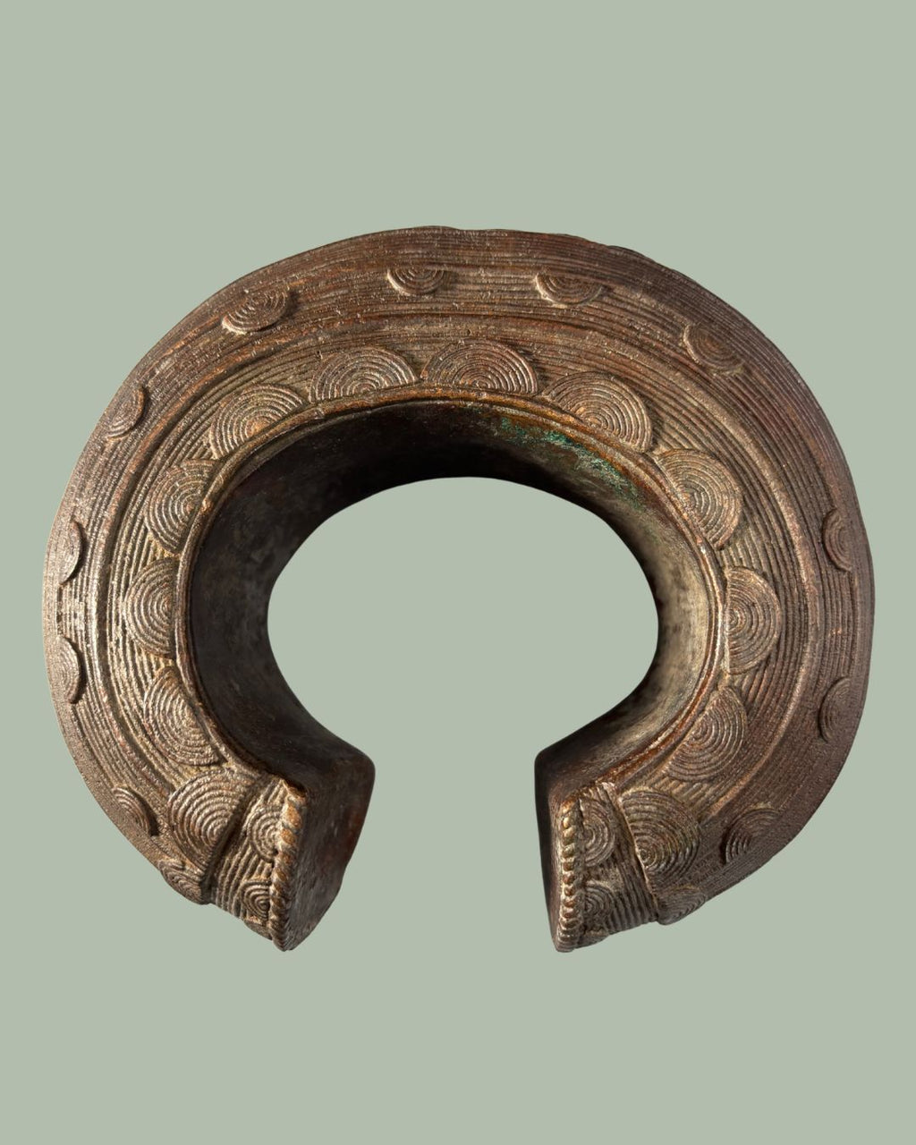 Antique Baoulé Open Cuff Anklet – Lost-Wax Cast Brass Prestige Ornament, Côte d’Ivoire, West African Tribal ArtifactAnklet — Lost-Wax Cast Brass Alloy, Côte d’Ivoire, Egon Guenther Collection