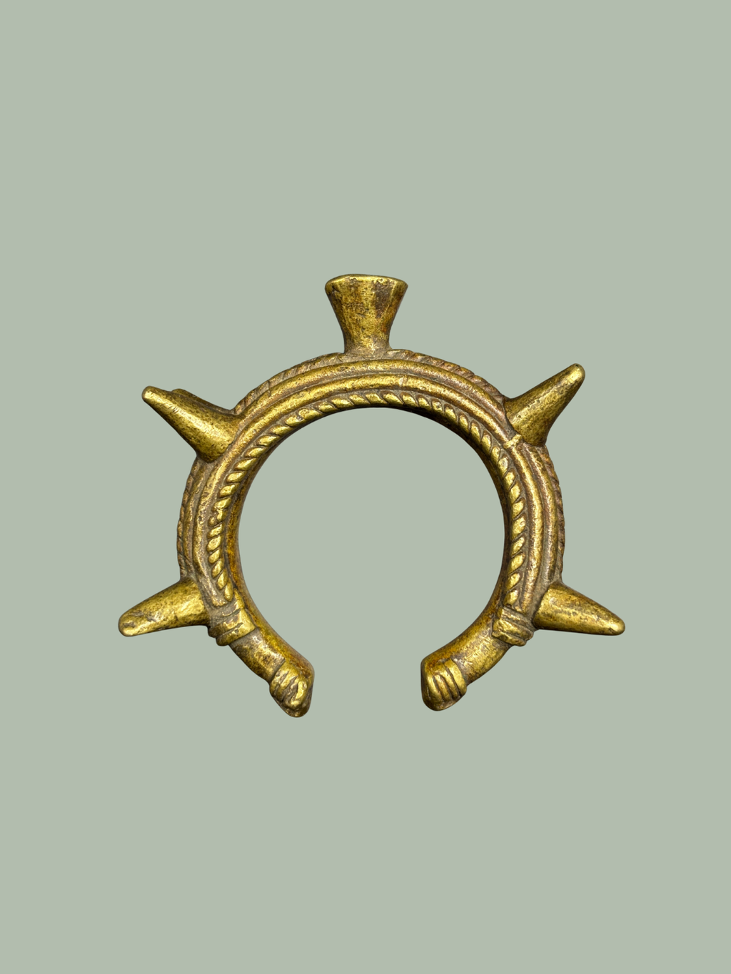 EG 0059 A Bobo Bracelet of Power