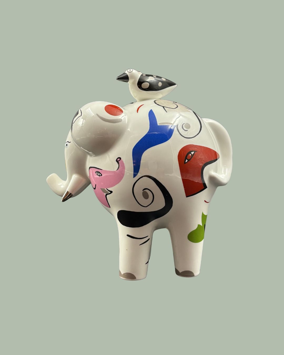 Villeroy & Boch Elephant with bird, 1970s French design.