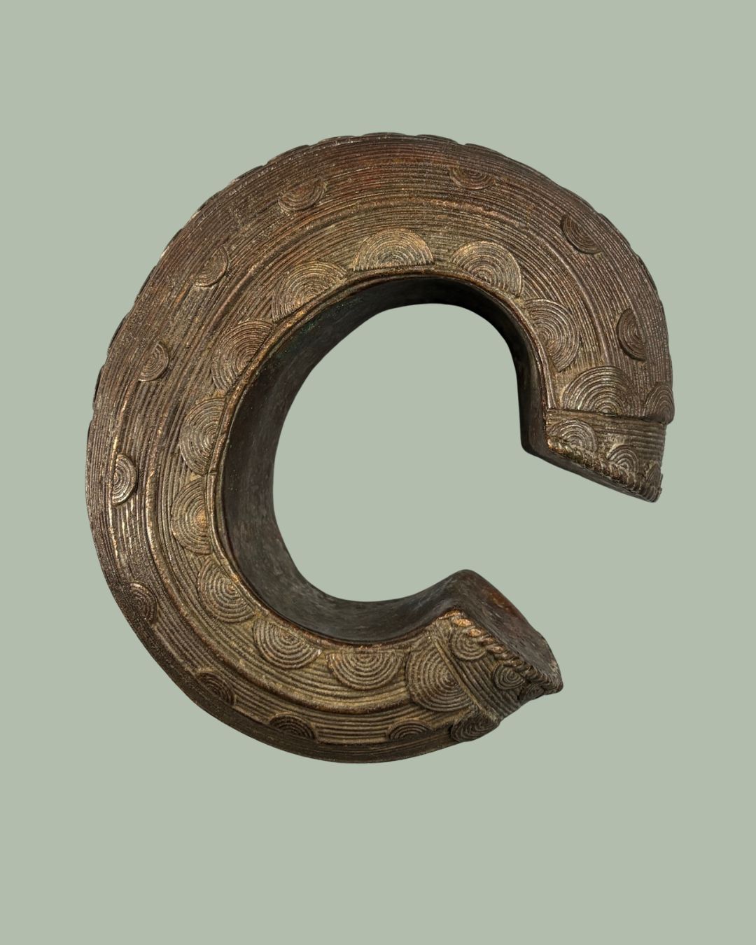 Antique Baoulé Open Cuff Anklet – Lost-Wax Cast Brass Prestige Ornament, Côte d’Ivoire, West African Tribal ArtifactAnklet — Lost-Wax Cast Brass Alloy, Côte d’Ivoire, Egon Guenther Collection