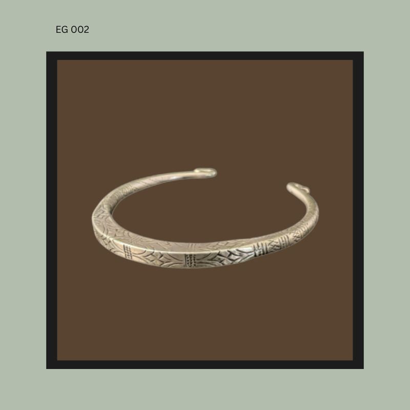  This piece reflects ceremonial or status adornment 